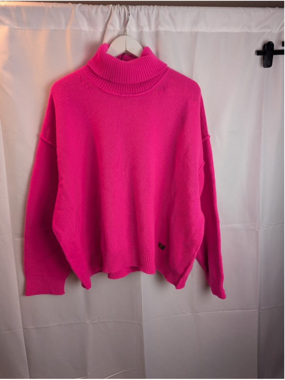 DSQUARED2 Oversized Neon Hot Pink Turtleneck Sweater Knit Luxury Pullover M BNWT - Picture 3 of 14